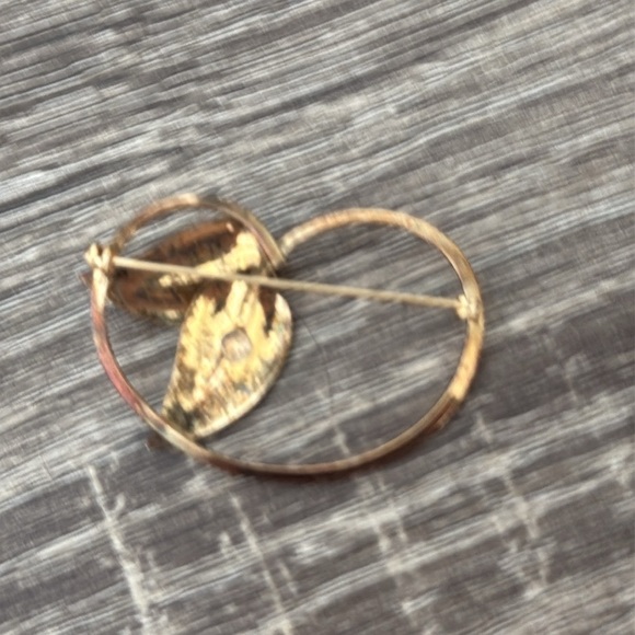 Vintage heart shaped apple brooch teacher gift Lovecore earth girl retro pin - Picture 3 of 8